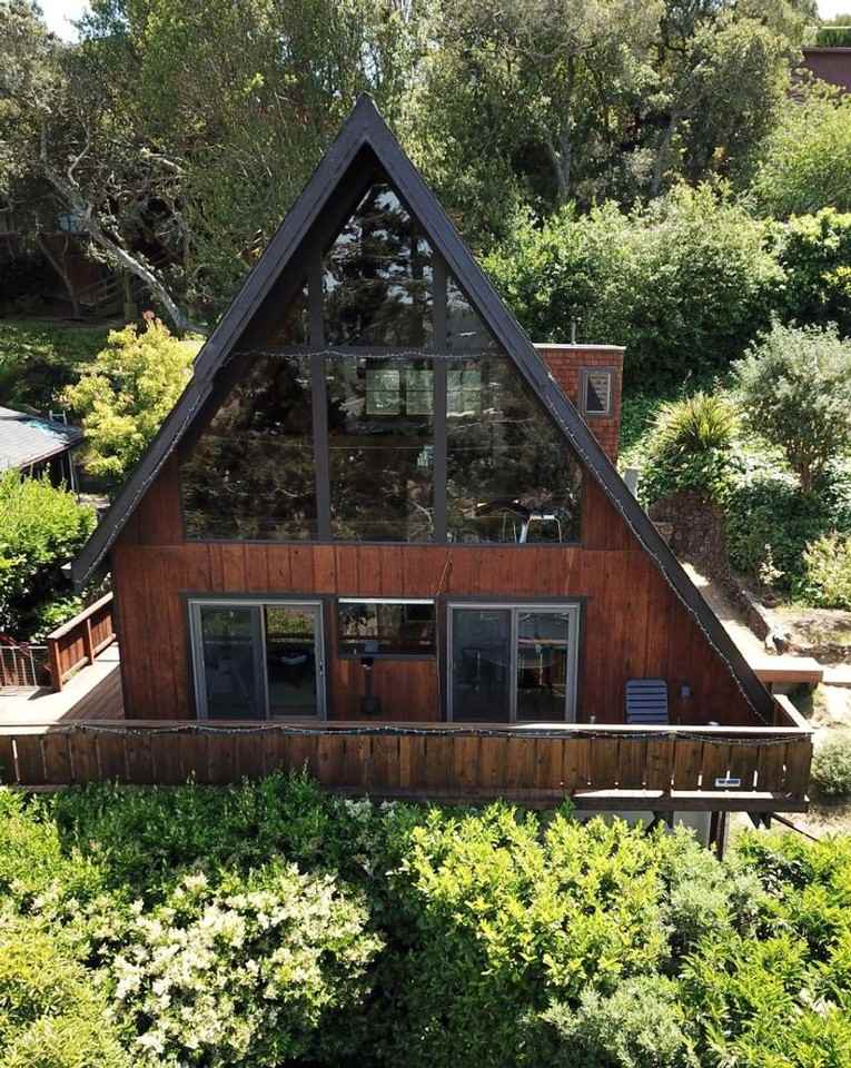 142 Harvard Ave - Photo 2 of 14