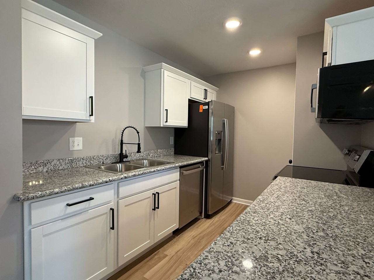 7117 Sw Wheatfield Ln - Photo 3 of 20