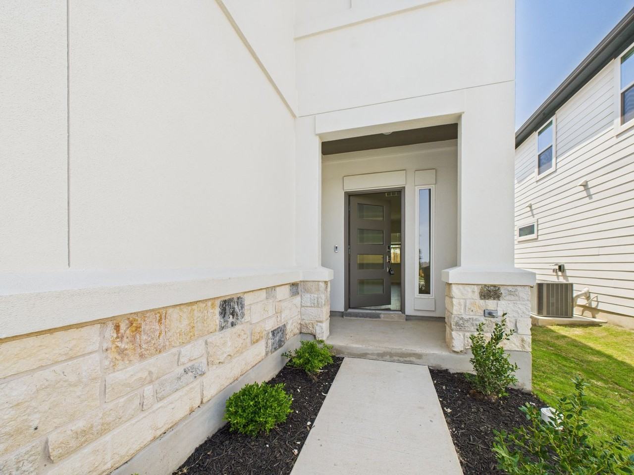 213 Unakite Trl - Photo 2 of 43