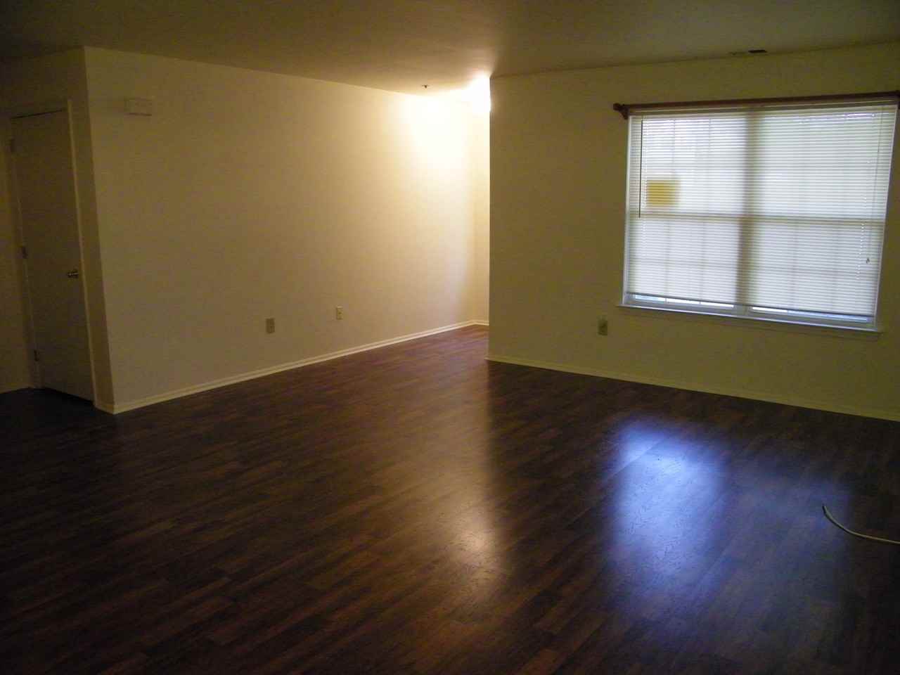 77 Crestmont Dr - Photo 2 of 12