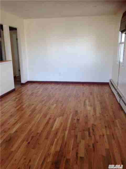 2614 8th Ave - Photo 3 of 8