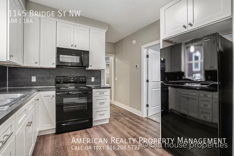 1145 Bridge St Nw - Photo 4 of 13