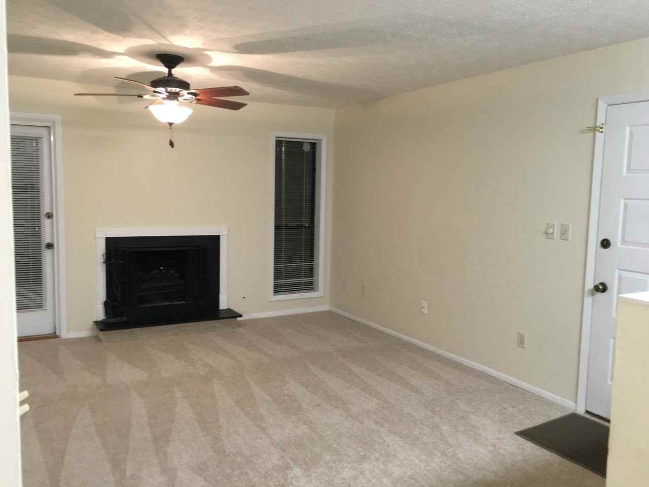 912 Dunbar Dr #912 - Photo 4 of 12