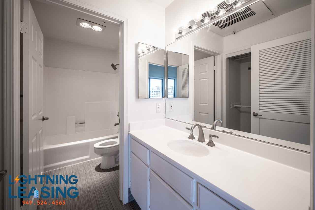 8811 5/3 Burton Way #308B - Photo 6 of 14