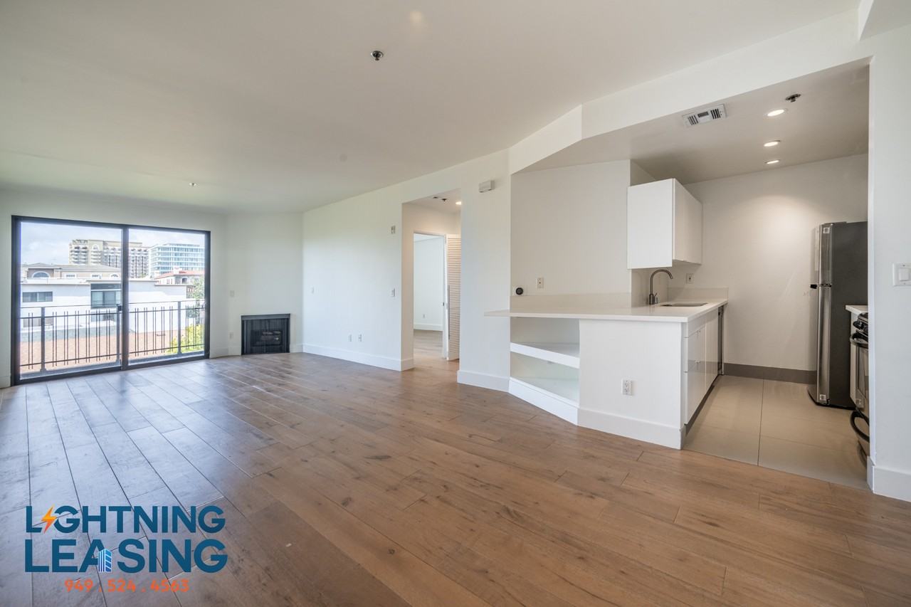 8812 Burton Way #318D - Photo 2 of 16