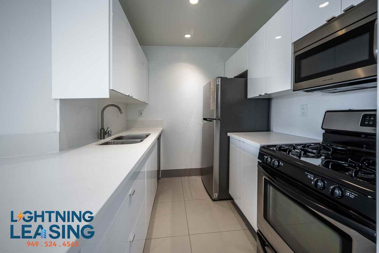 8812 Burton Way #318D - Photo 3 of 16