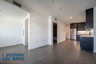 11406 Chandler Blvd #610D - Photo 1 of 1