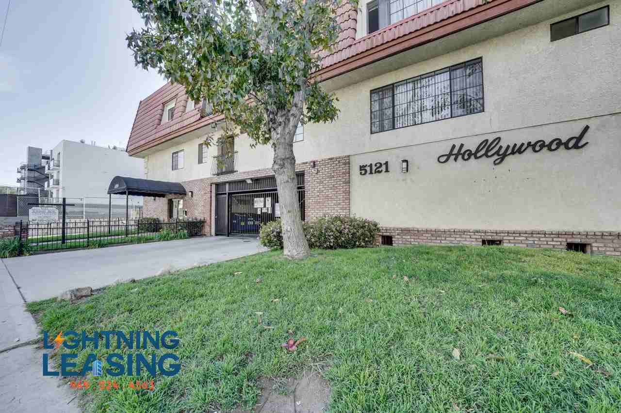 5123 Klump Ave #303D - Photo 3 of 25