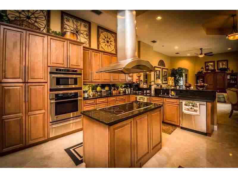 10343 Majestic Way - Photo 2 of 14