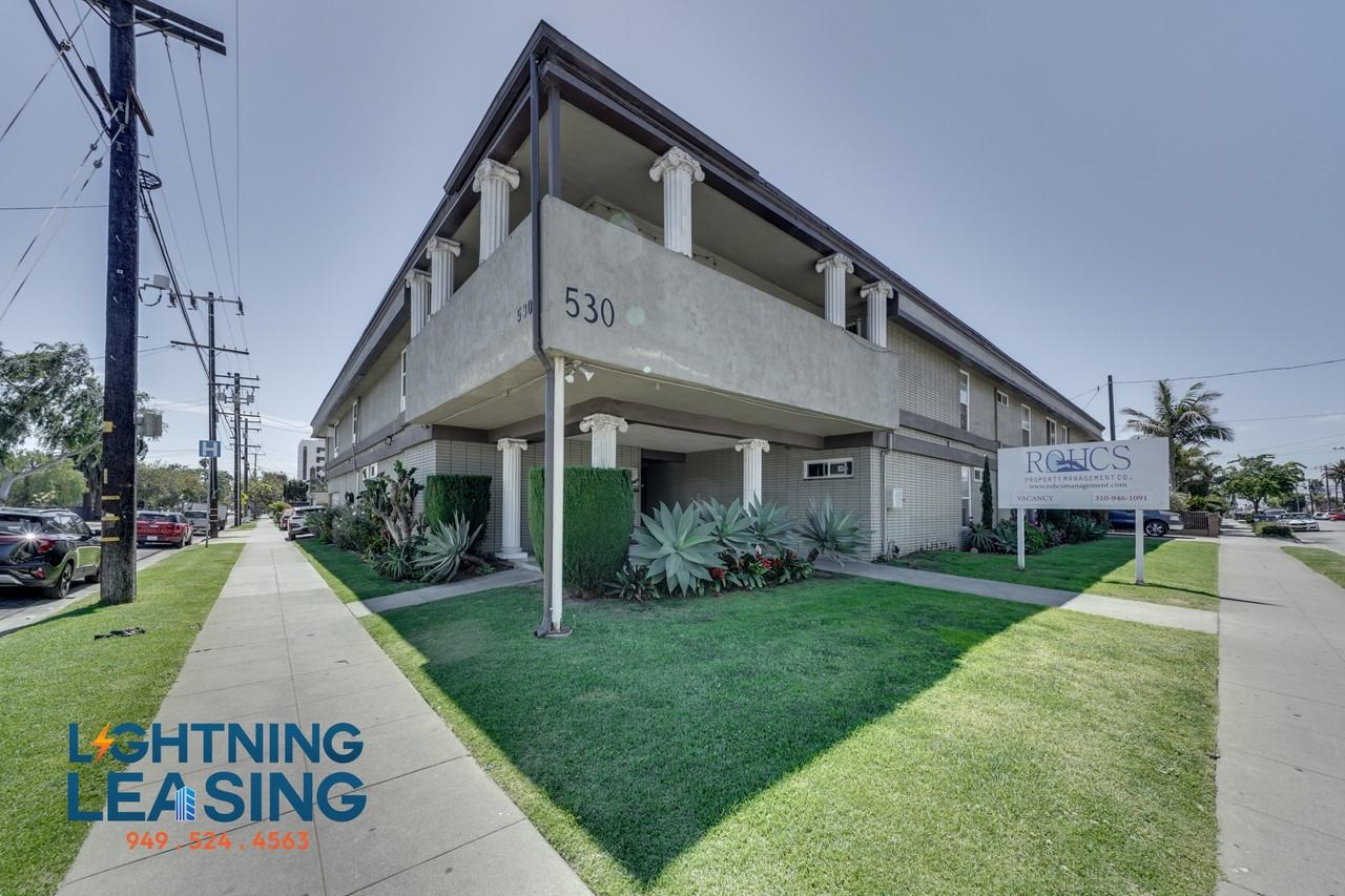 531 E Arbor Vitae St #6D - Photo 3 of 26