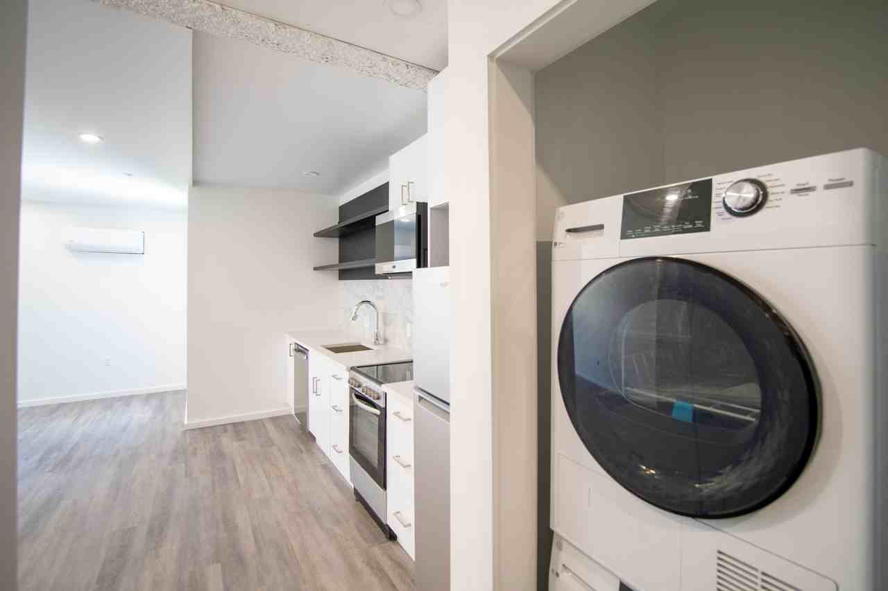 1201 Vine St - Photo 3 of 15