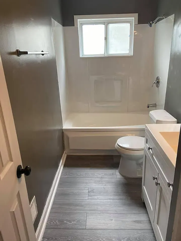 20270 Hollywood St - Photo 4 of 9