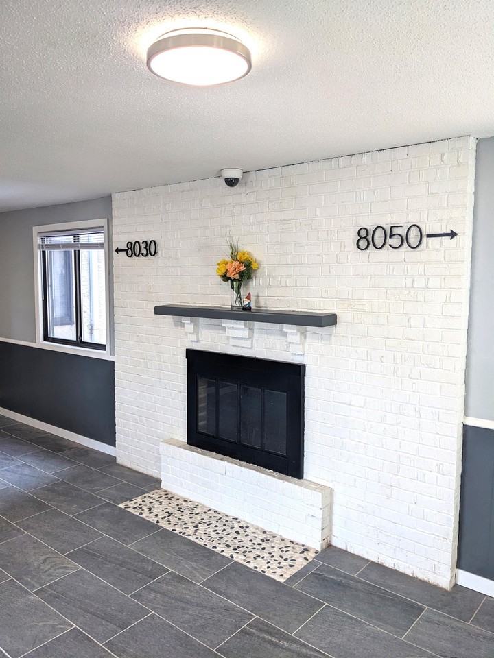 Elgin Pines - Photo 6 of 50