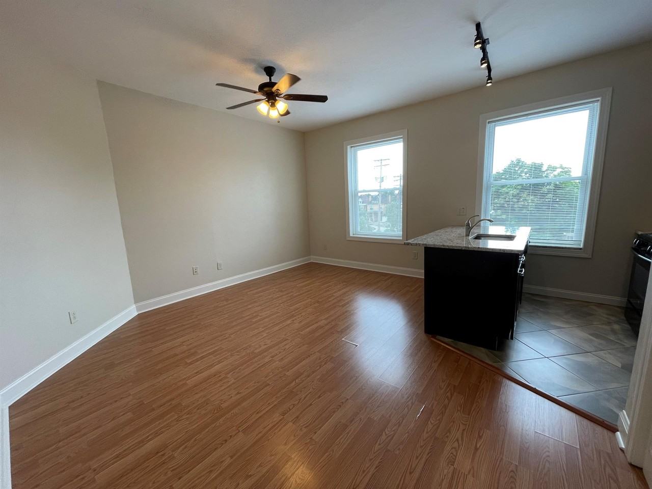 Penn 5171 - Photo 2 of 28