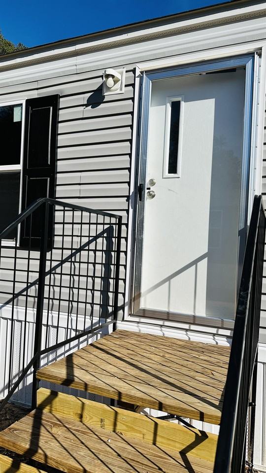 North Central Street* 116 - Photo 2 of 13