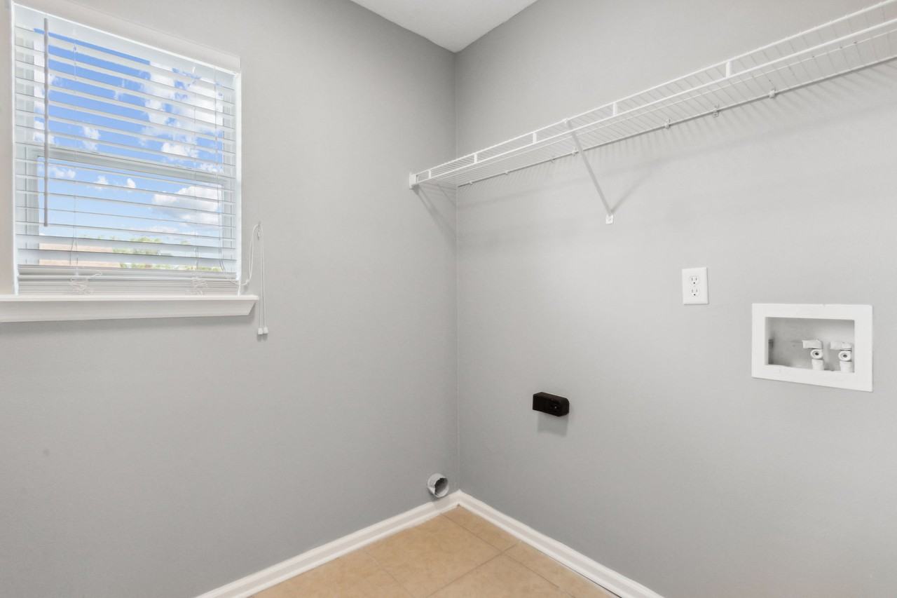 12677 Pine Marsh - Photo 7 of 45