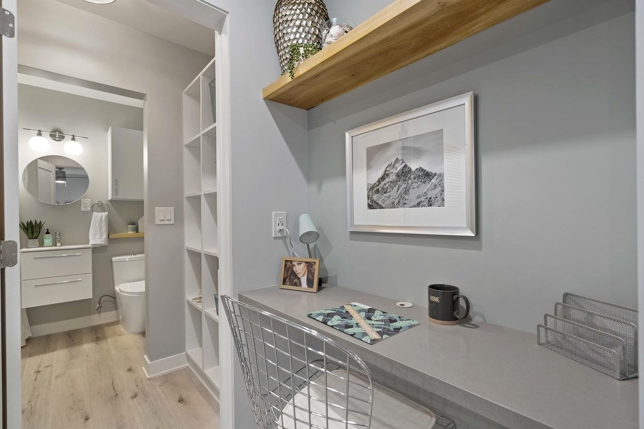 14724 Inglewood Avenue - Photo 7 of 30