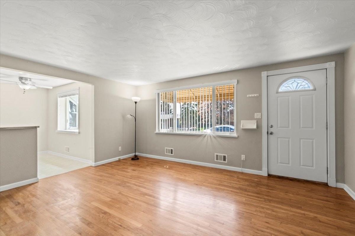 5136 Johnson Street - Photo 4 of 15