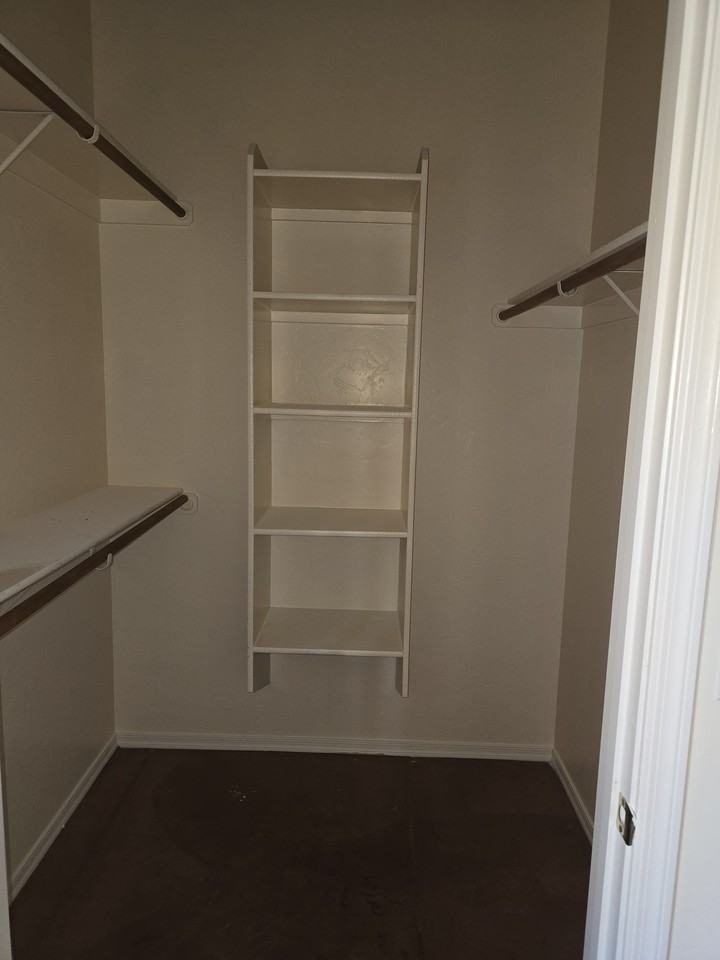 3331 East Bermuda Street - Photo 4 of 50