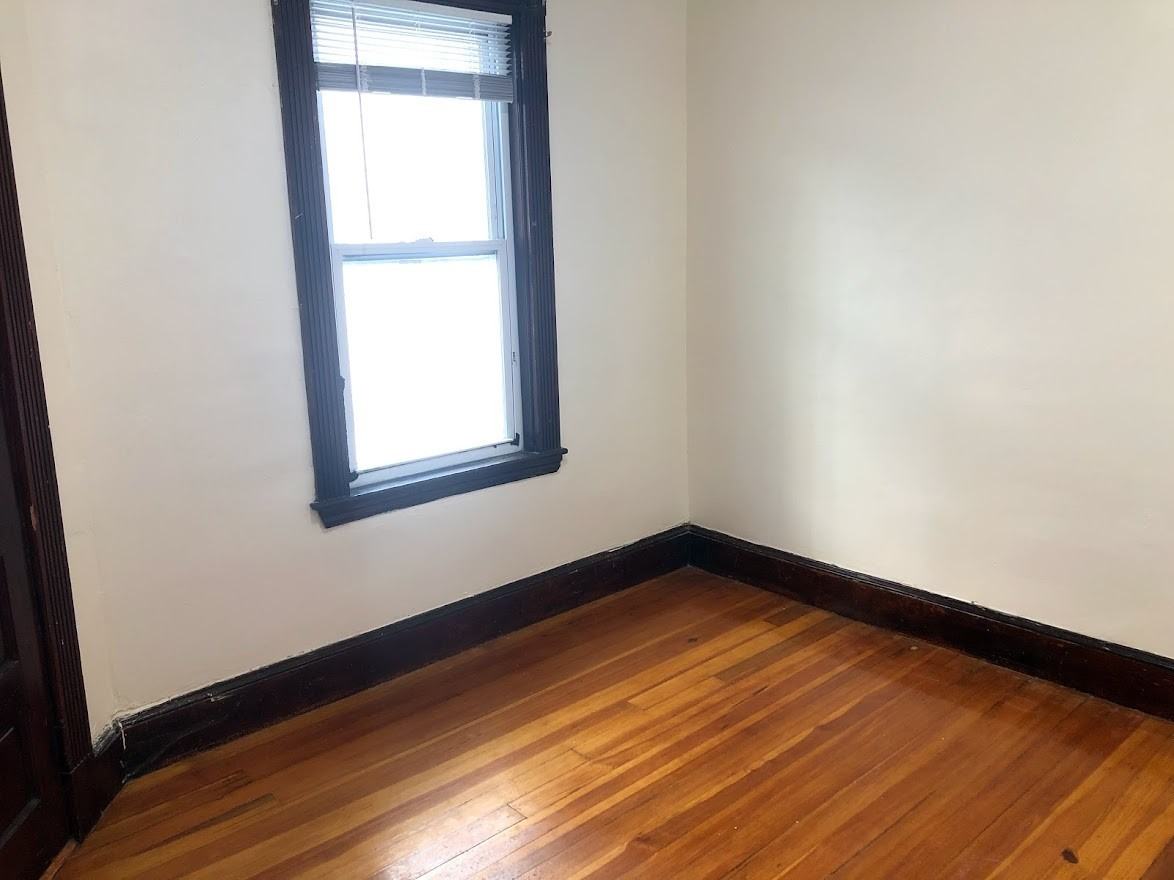 28 Litchfield Street - Photo 5 of 11