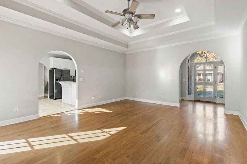 1803 Collier Way - Photo 2 of 20