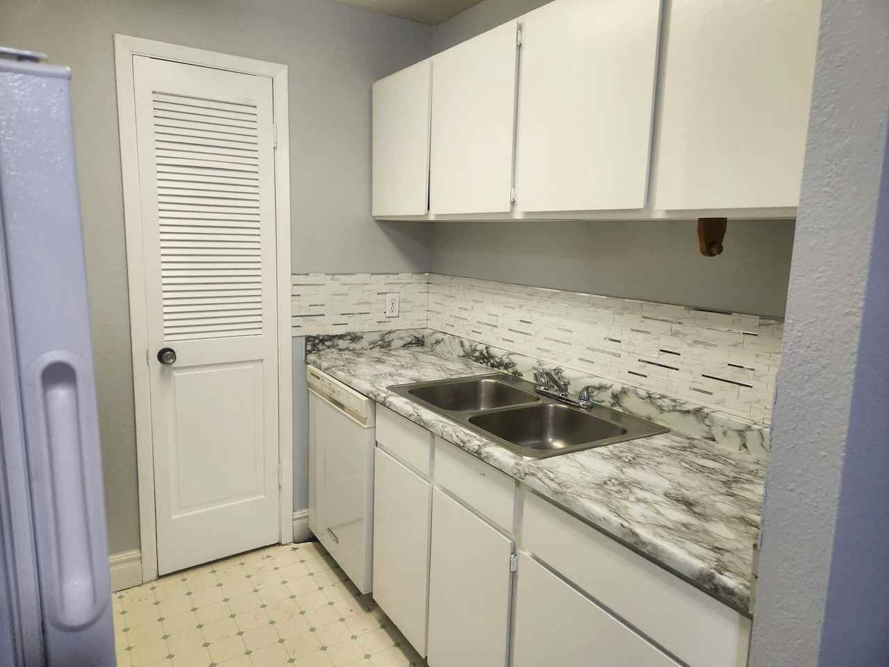 5321 South 580 East - Photo 5 of 10