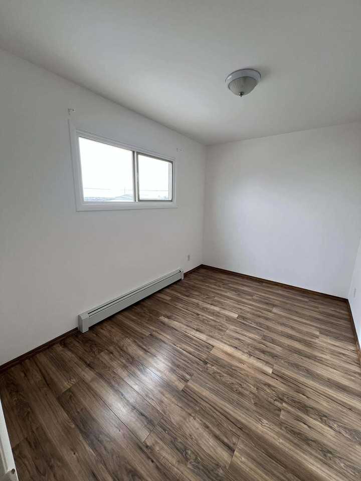 19 Chalfant Avenue-Sunwell - Photo 7 of 10