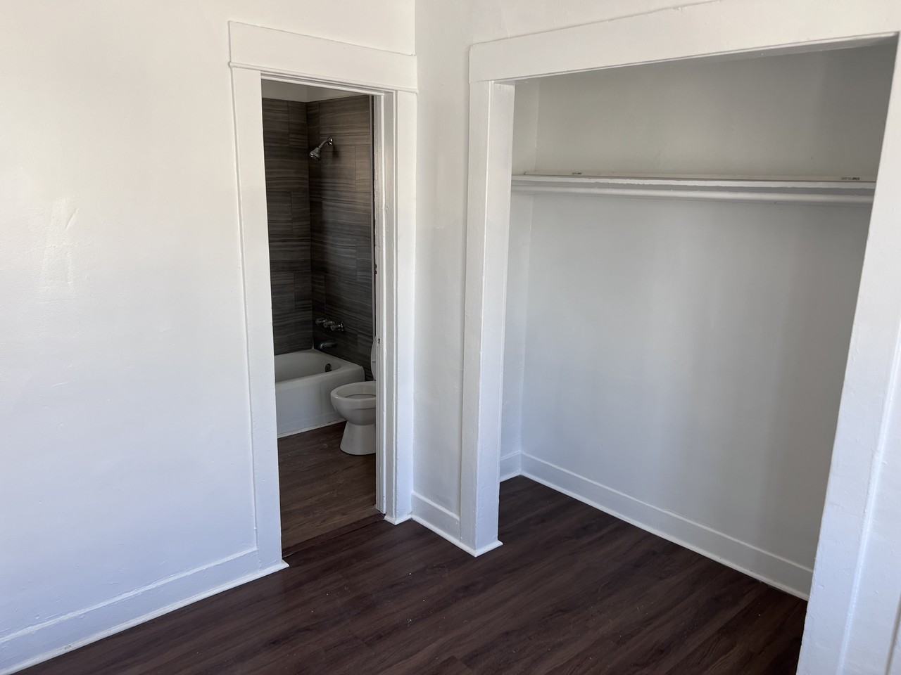 220 W F St - Photo 5 of 12