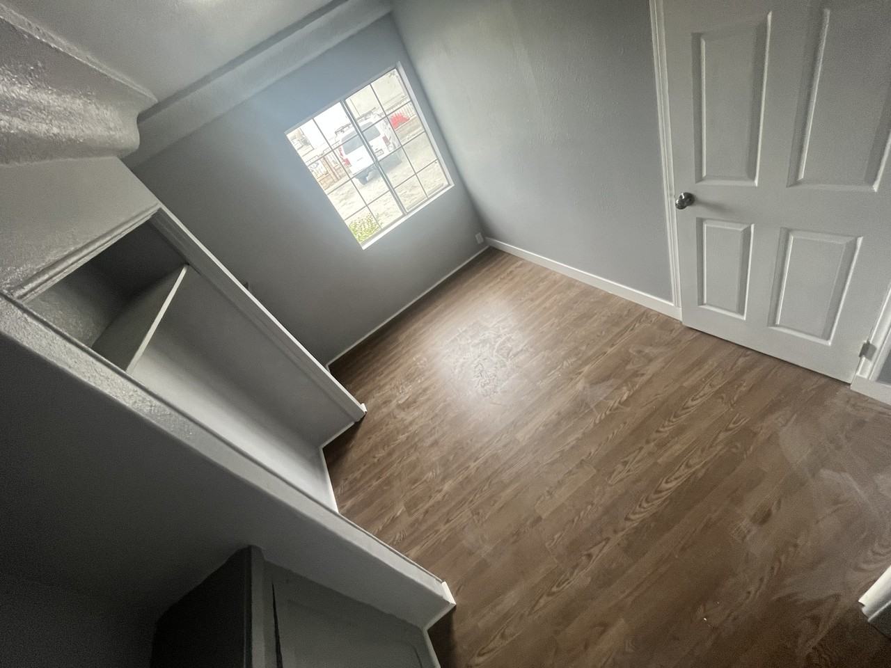 228 W F St - Photo 3 of 6