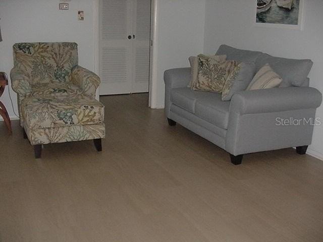 533 Circlewood Drive - Photo 7 of 21