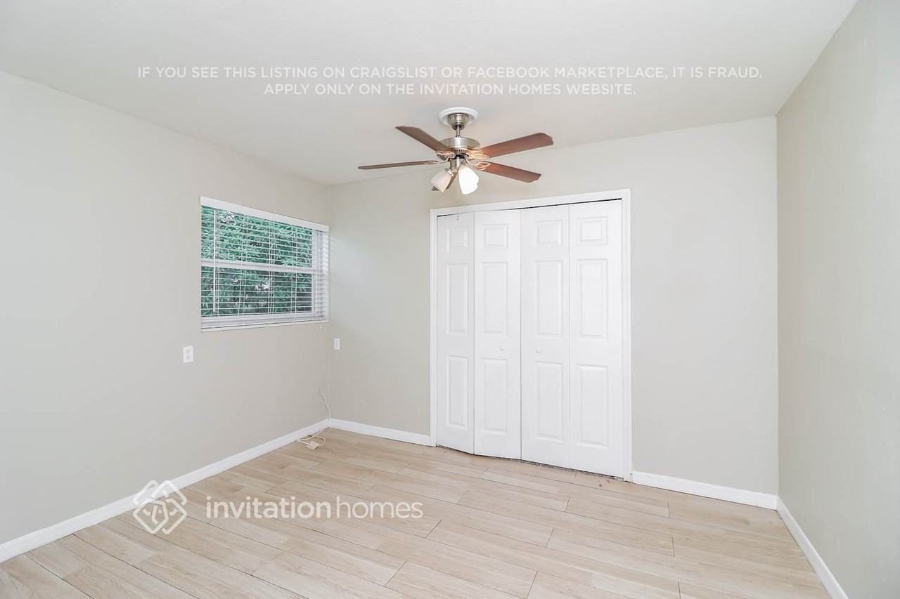 4504 21st Ave W - Photo 6 of 10