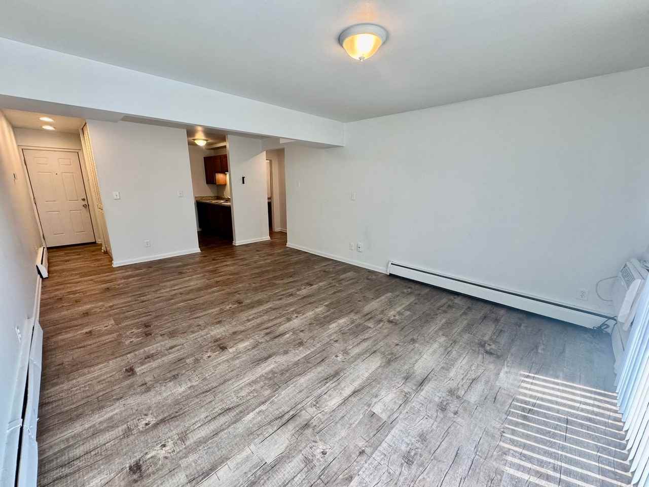 504 St. Johns - Photo 5 of 20