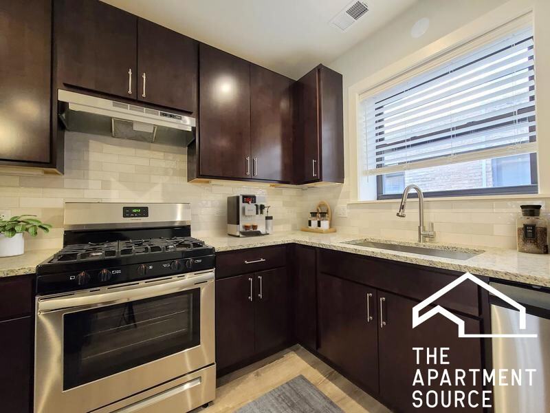 1149 Maple Ave #2 - Photo 4 of 9