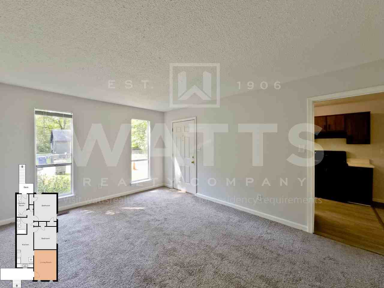 176 Will St - Photo 3 of 14