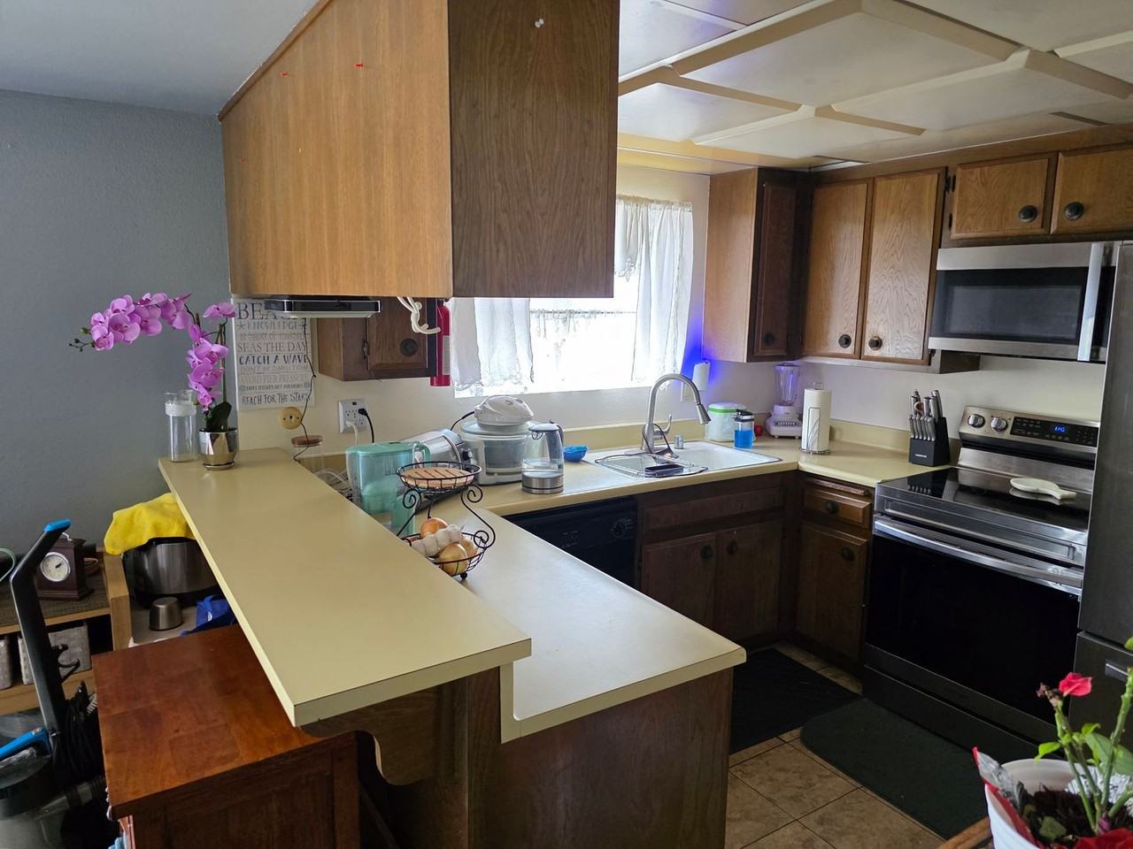 345 Stage Coach Rd - Photo 2 of 11
