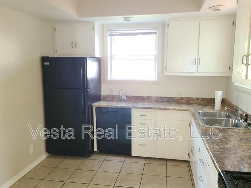 608 E Jackson St #608JACKSON - Photo 2 of 11