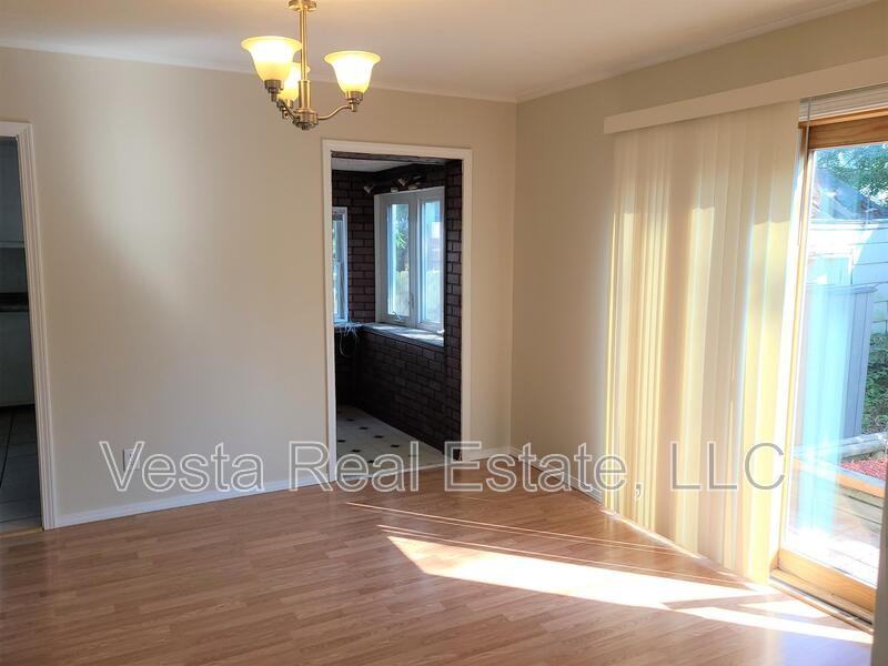 608 E Jackson St #608JACKSON - Photo 3 of 11