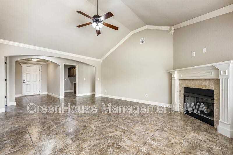 2907 Sw Tanglewood Ave - Photo 5 of 31