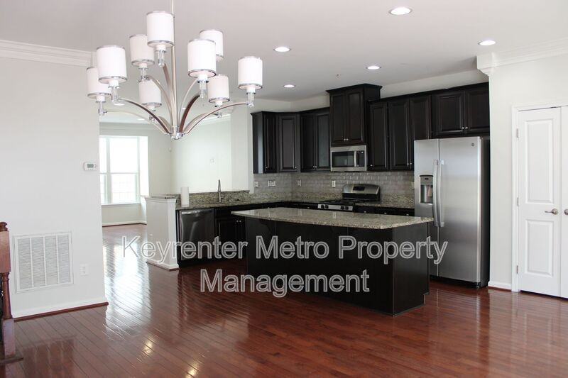 6309 Halsted Ave - Photo 2 of 39