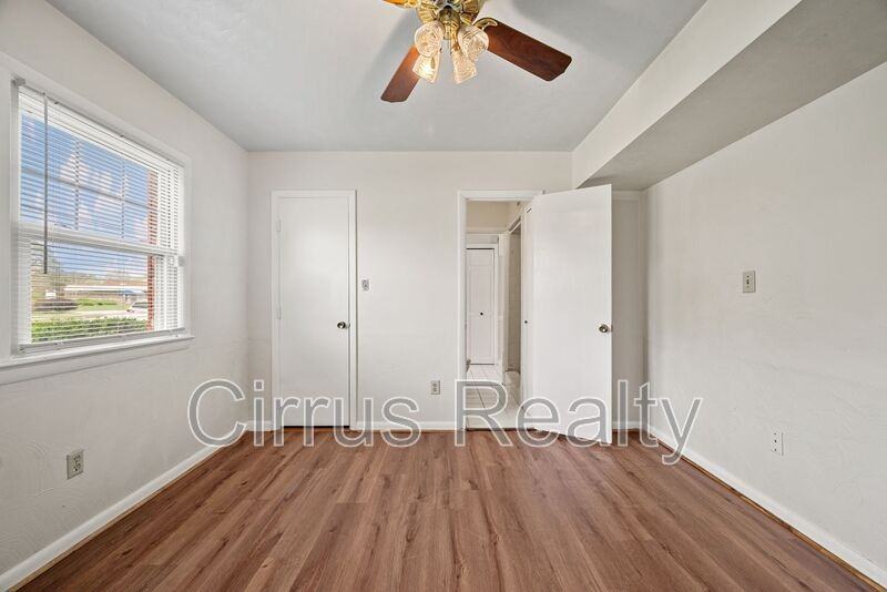 3 Towler Dr - Photo 7 of 31