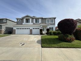 featured image of 2531 Crestmore Cir