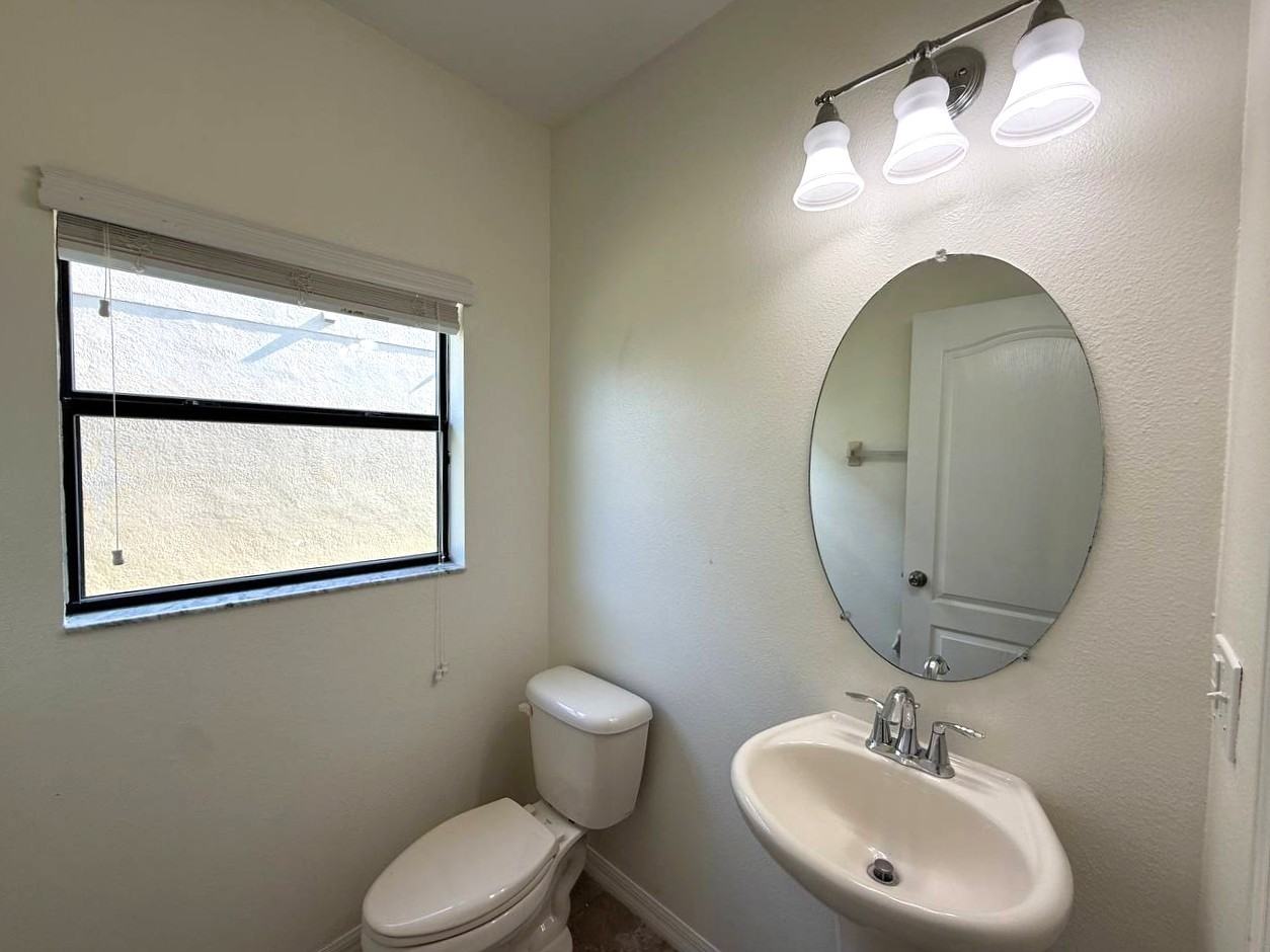 20023 Date Palm Way - Photo 5 of 27