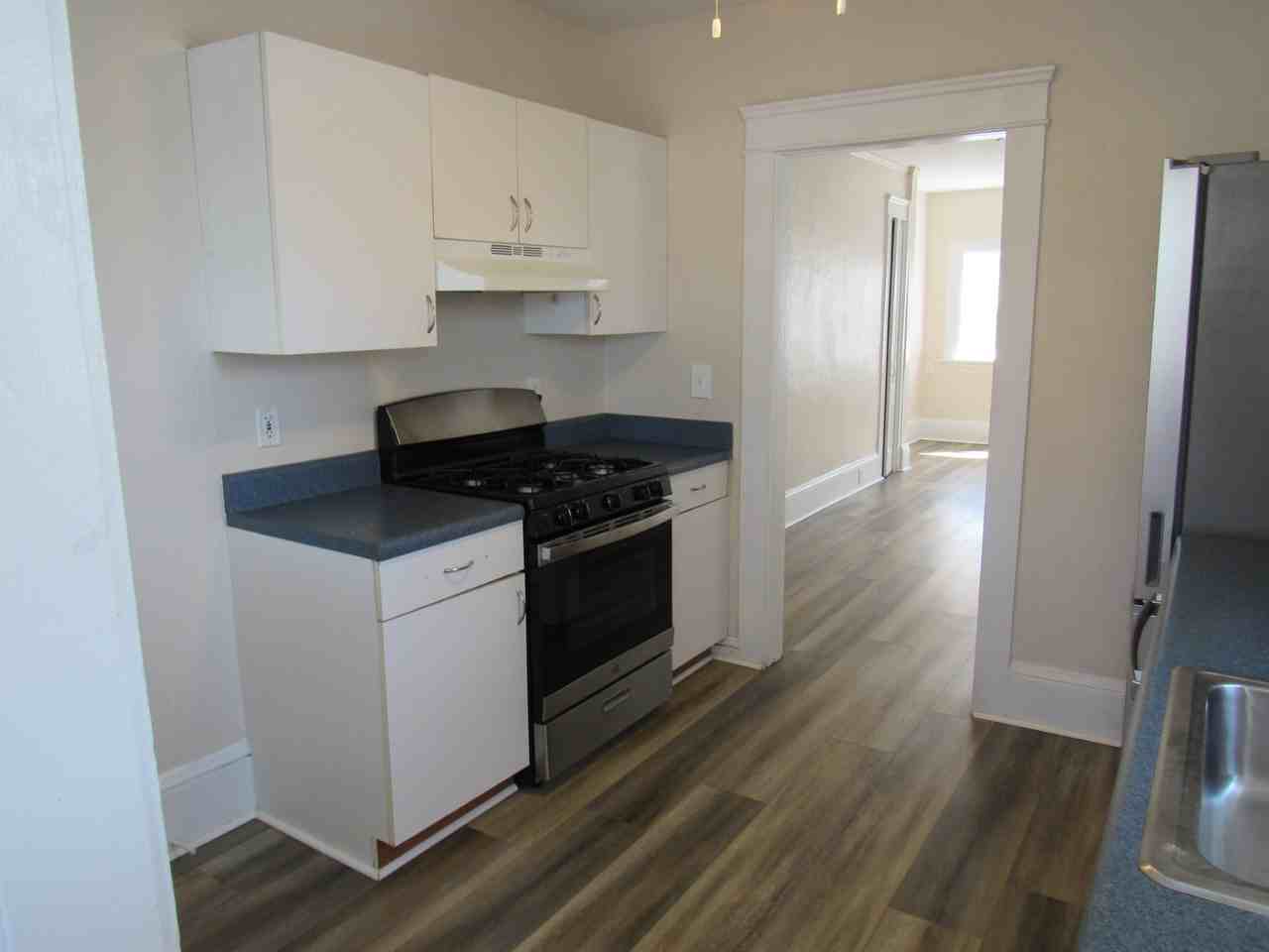 201 N Wild Olive Ave - Photo 3 of 10