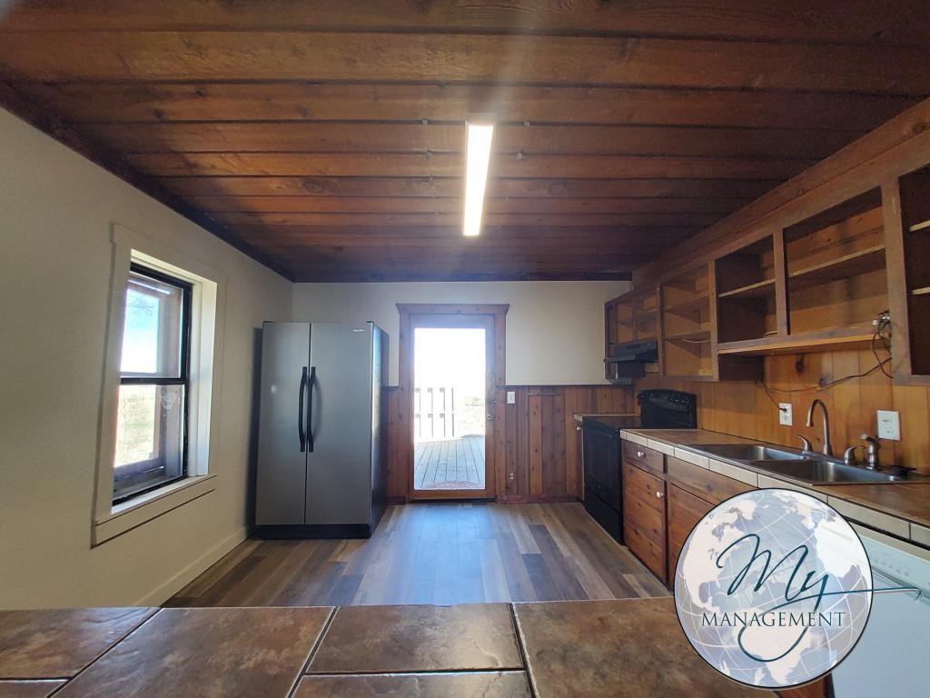 396 Nw #1 - Photo 5 of 20