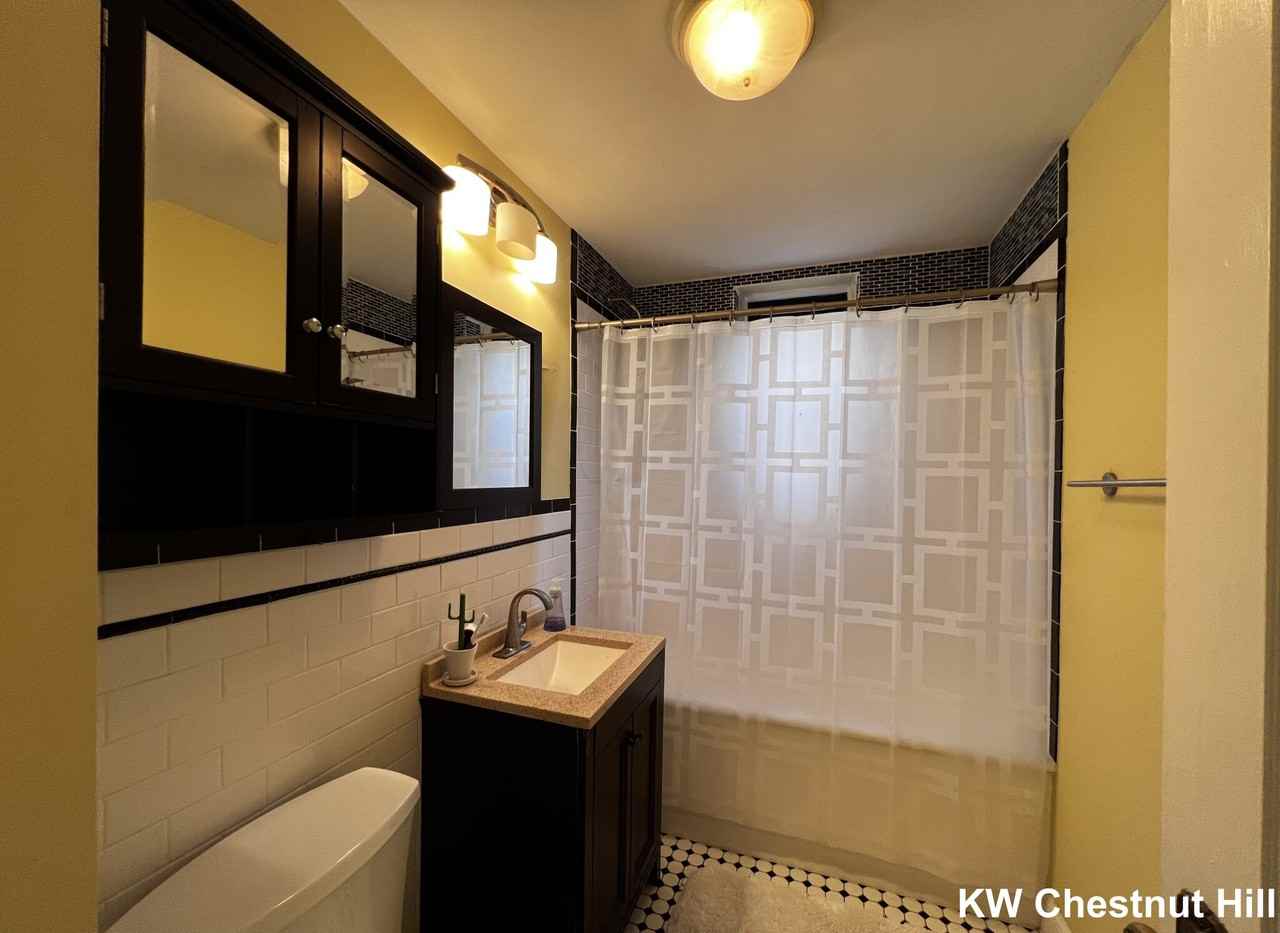 Commonwealth Ave #506A - Photo 6 of 16