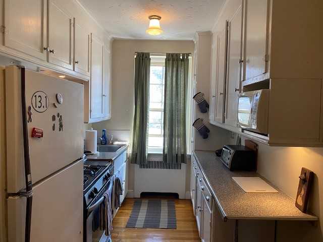 339 Tappan St #5 - Photo 5 of 23