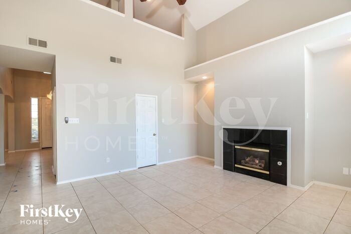 1832 Bowin Ct - Photo 3 of 16