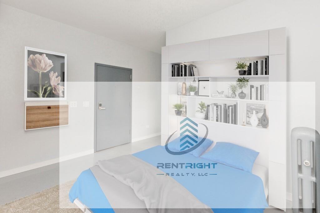 4700 North Racine Avenue #301 - Photo 2 of 4