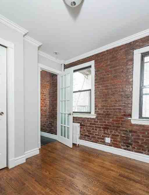 E 13th St #6D - Photo 4 of 6