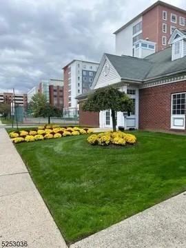 157 W Market St - Photo 3 of 20